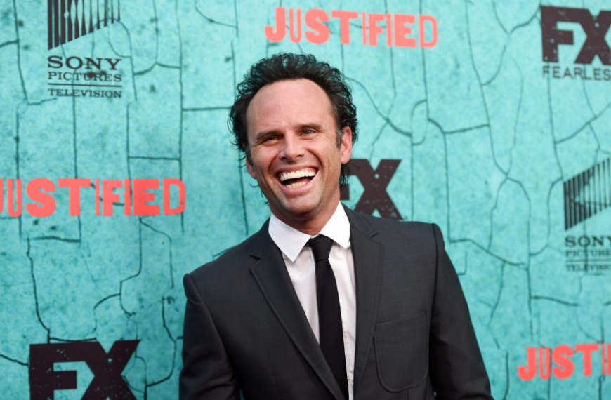 walton goggins net worth